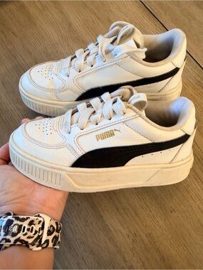 Puma Kids White Sneakers with Black Stripe and Gold Logo